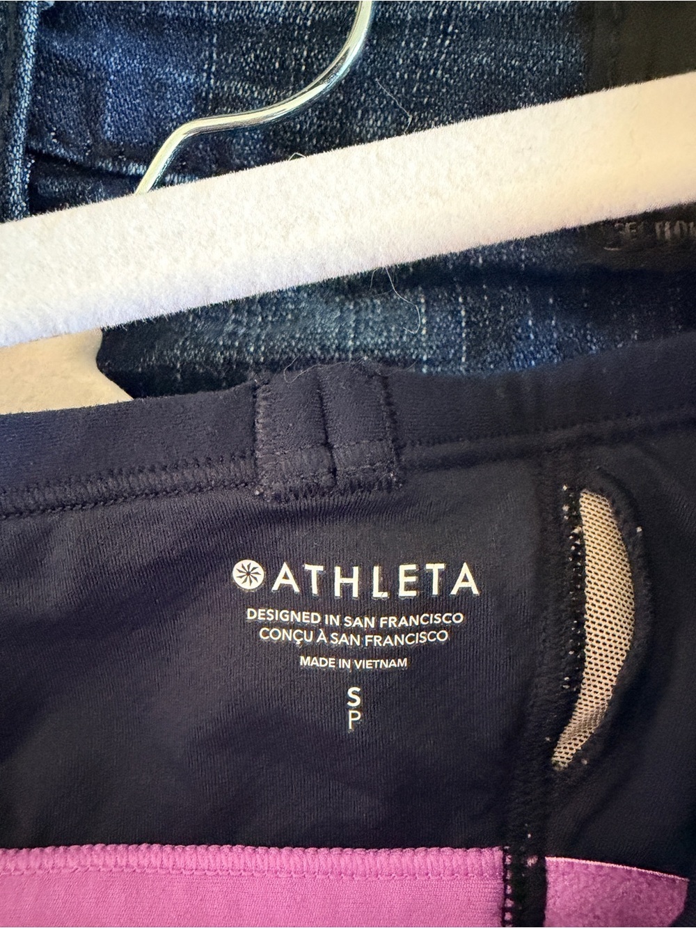 Athleta Sports Bra Small Black Purple Racerback Colorblock Workout - Picture 5 of 5